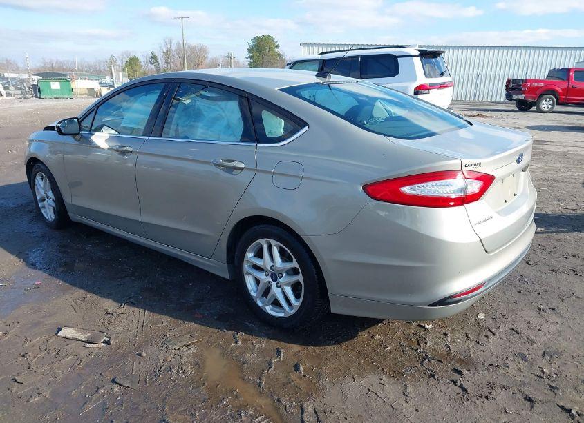 Photo 3 of 2015 Ford Fusion SE (VIN 3FA6P0H72FR272670)