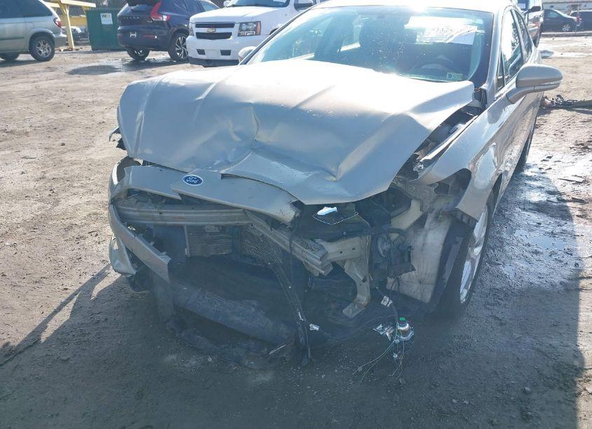 Photo 6 of 2015 Ford Fusion SE (VIN 3FA6P0H72FR272670)