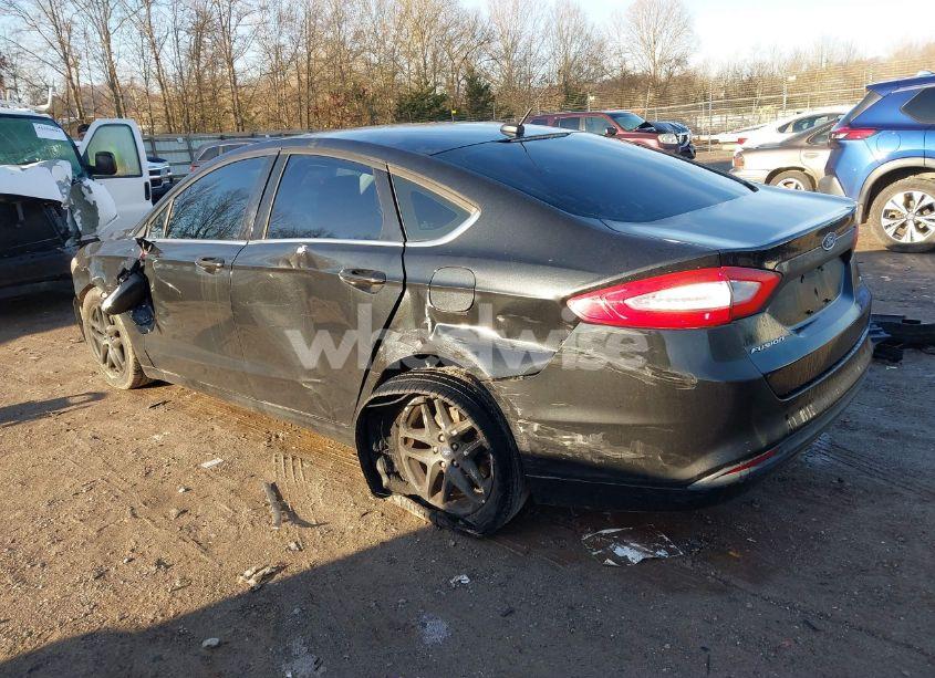 Photo 3 of 2015 Ford Fusion SE (VIN 3FA6P0H72FR276444)