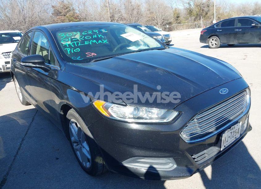 2015 Ford Fusion SE (VIN 3FA6P0H72FR304629) main photo