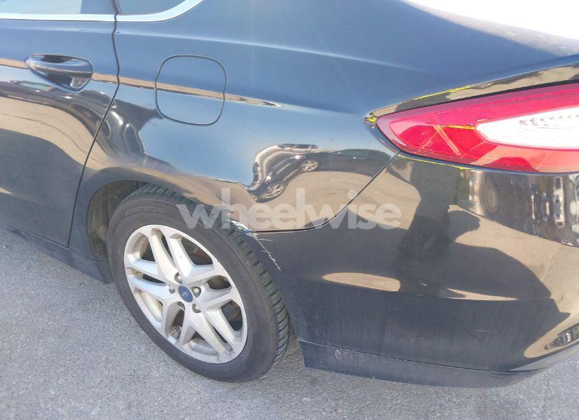 Photo 6 of 2015 Ford Fusion SE (VIN 3FA6P0H72FR304629)