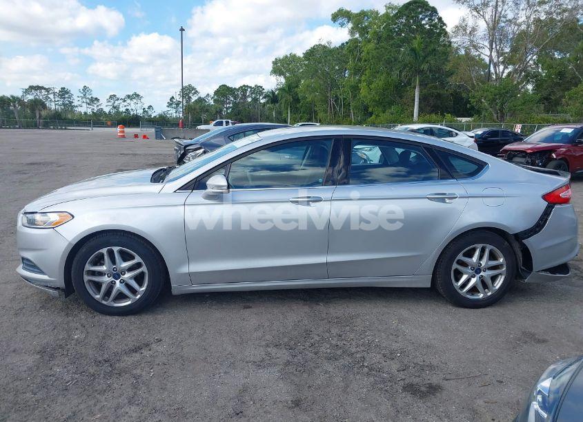 Photo 14 of 2015 Ford Fusion SE (VIN 3FA6P0H72FR310088)