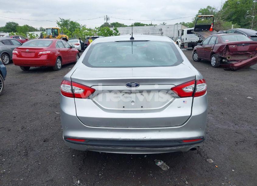 Photo 16 of 2016 Ford Fusion SE (VIN 3FA6P0H72GR120891)