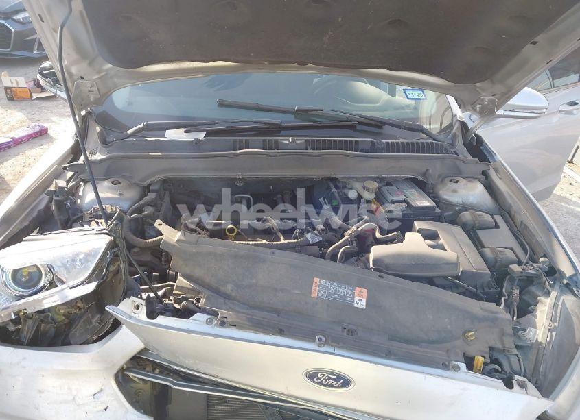 Photo 10 of 2016 Ford Fusion SE (VIN 3FA6P0H72GR175115)