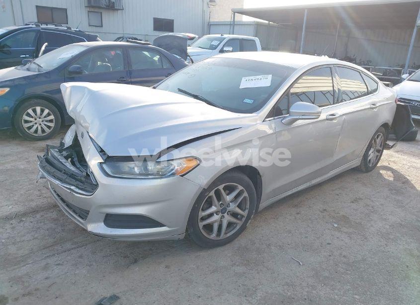 Photo 2 of 2016 Ford Fusion SE (VIN 3FA6P0H72GR175115)