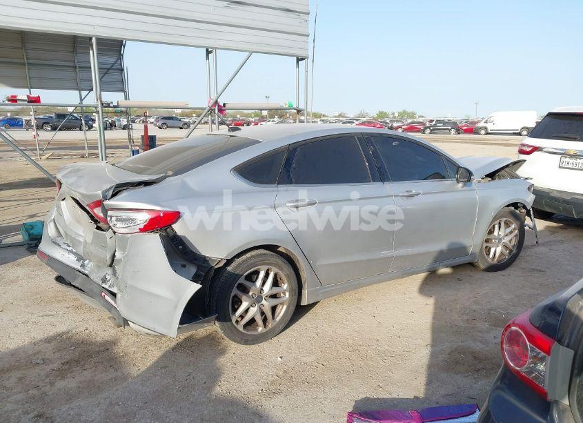 Photo 4 of 2016 Ford Fusion SE (VIN 3FA6P0H72GR175115)