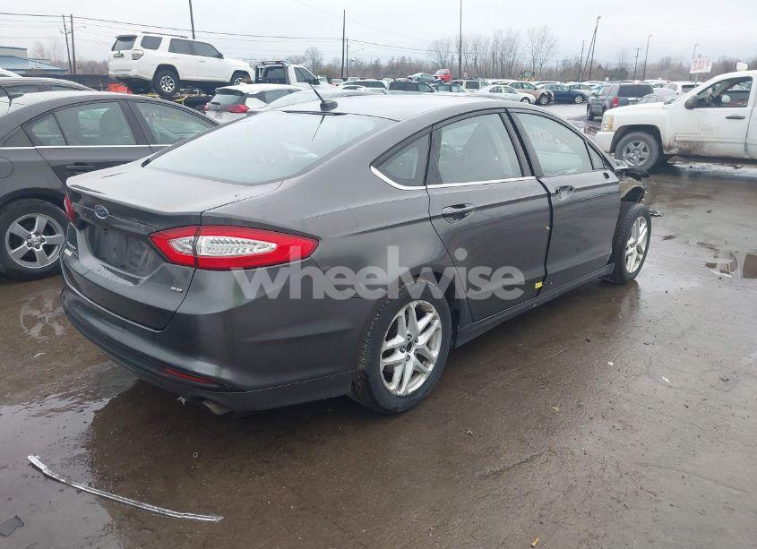Photo 4 of 2016 Ford Fusion SE (VIN 3FA6P0H72GR210087)