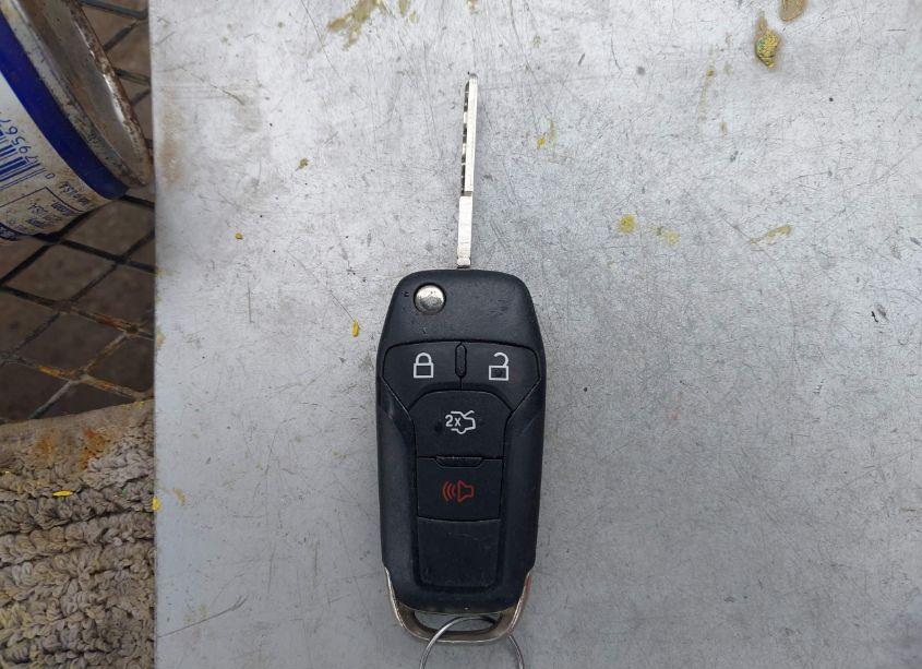 Photo 11 of 2016 Ford Fusion SE (VIN 3FA6P0H72GR223261)