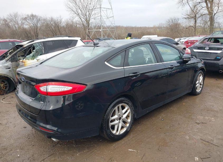 Photo 4 of 2016 Ford Fusion SE (VIN 3FA6P0H72GR223261)