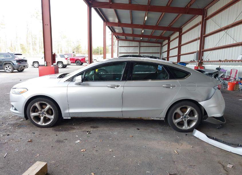 Photo 15 of 2016 Ford Fusion SE (VIN 3FA6P0H72GR294105)