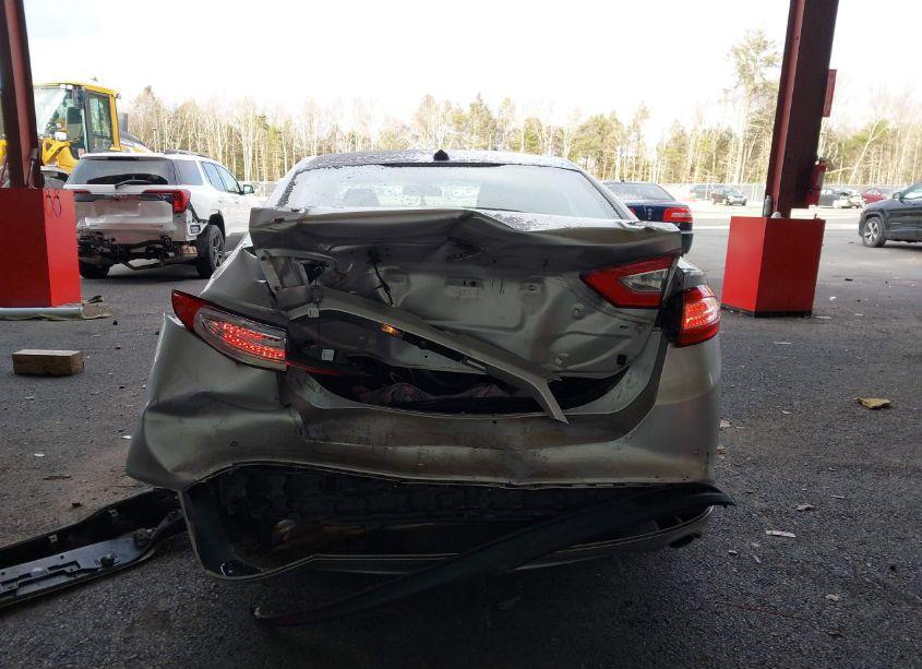 Photo 17 of 2016 Ford Fusion SE (VIN 3FA6P0H72GR294105)