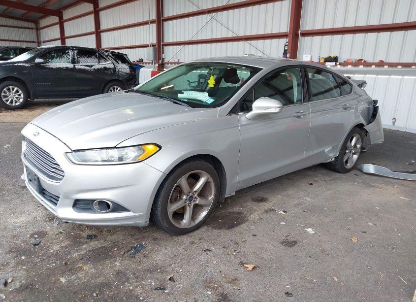 Photo 2 of 2016 Ford Fusion SE (VIN 3FA6P0H72GR294105)