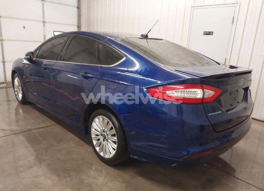 Photo 3 of 2016 Ford Fusion SE (VIN 3FA6P0H72GR322694)