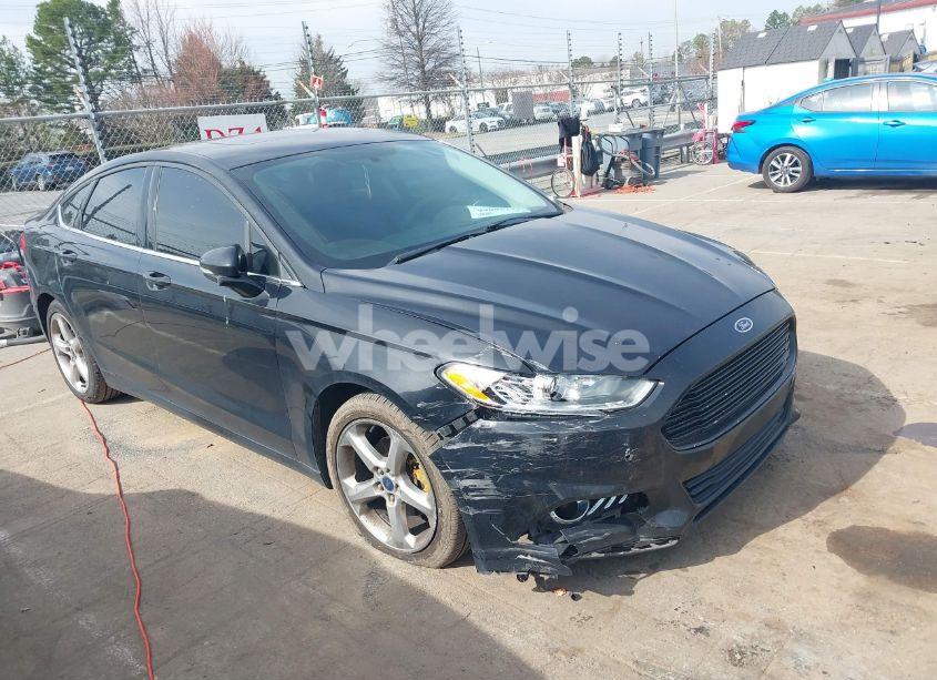 2016 Ford Fusion SE (VIN 3FA6P0H72GR393510) main photo