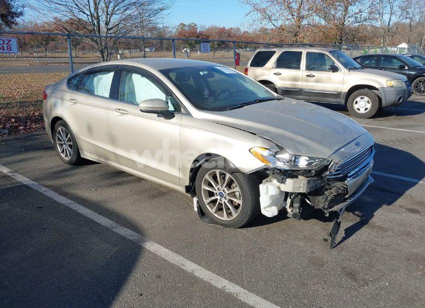 2017 Ford Fusion SE (VIN 3FA6P0H72HR161149) main photo