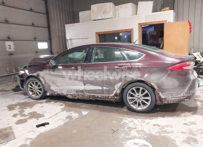 Photo 14 of 2017 Ford Fusion SE (VIN 3FA6P0H72HR187170)