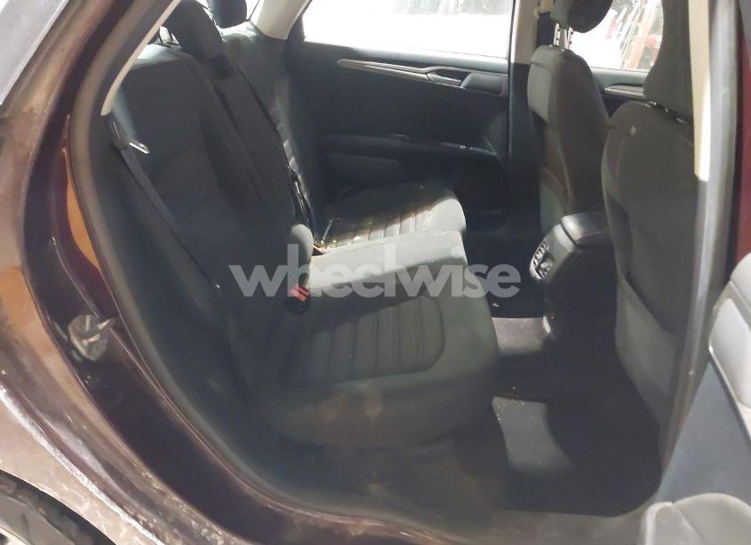 Photo 8 of 2017 Ford Fusion SE (VIN 3FA6P0H72HR187170)