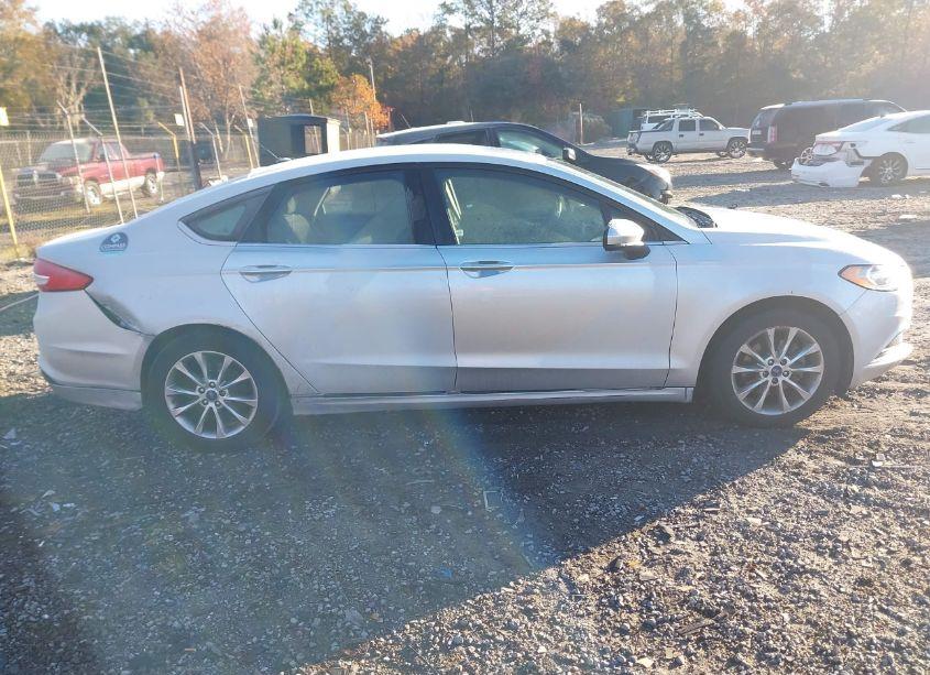 Photo 13 of 2017 Ford Fusion SE (VIN 3FA6P0H72HR206512)