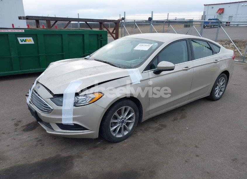 Photo 2 of 2017 Ford Fusion SE (VIN 3FA6P0H72HR212892)