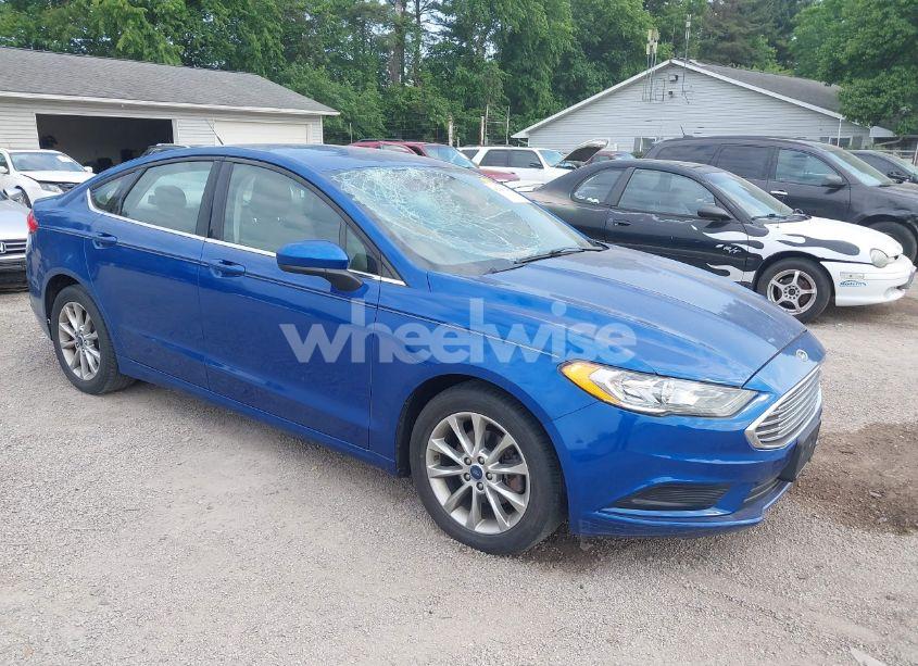 2017 Ford Fusion SE (VIN 3FA6P0H72HR235539) main photo