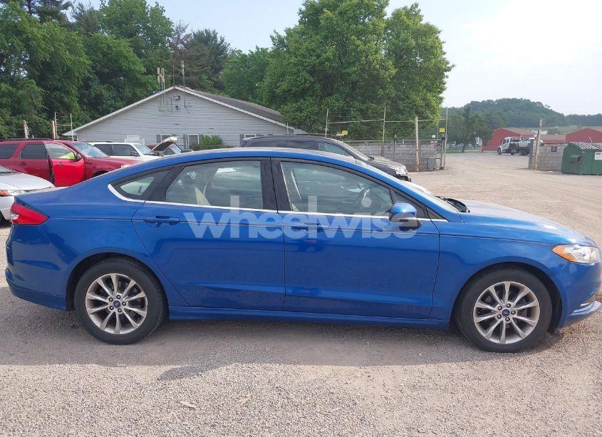 Photo 13 of 2017 Ford Fusion SE (VIN 3FA6P0H72HR235539)