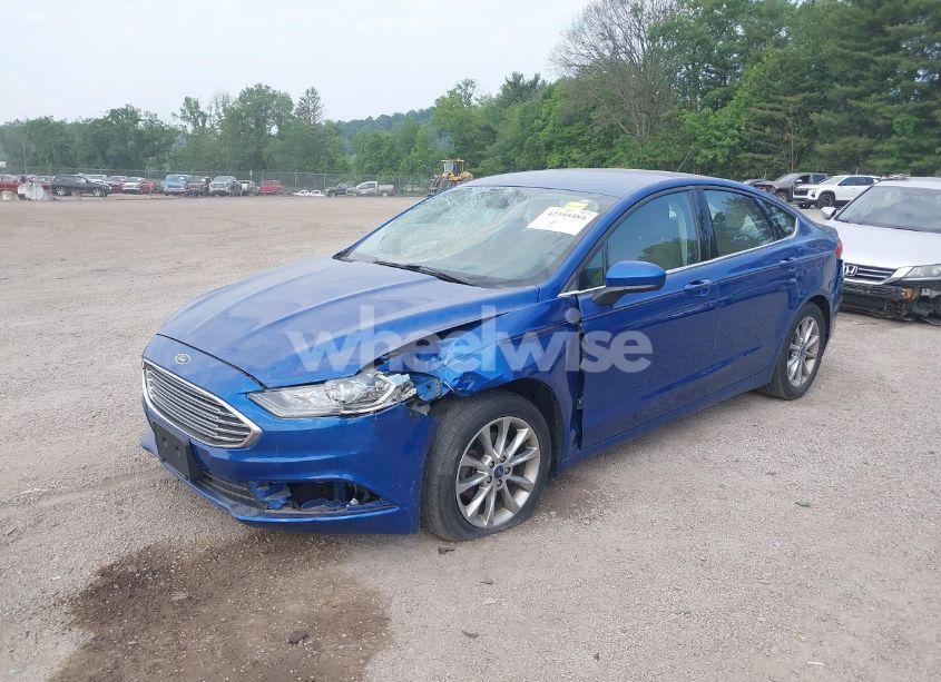 Photo 2 of 2017 Ford Fusion SE (VIN 3FA6P0H72HR235539)