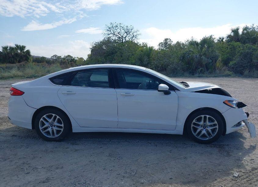 Photo 13 of 2017 Ford Fusion SE (VIN 3FA6P0H72HR235637)