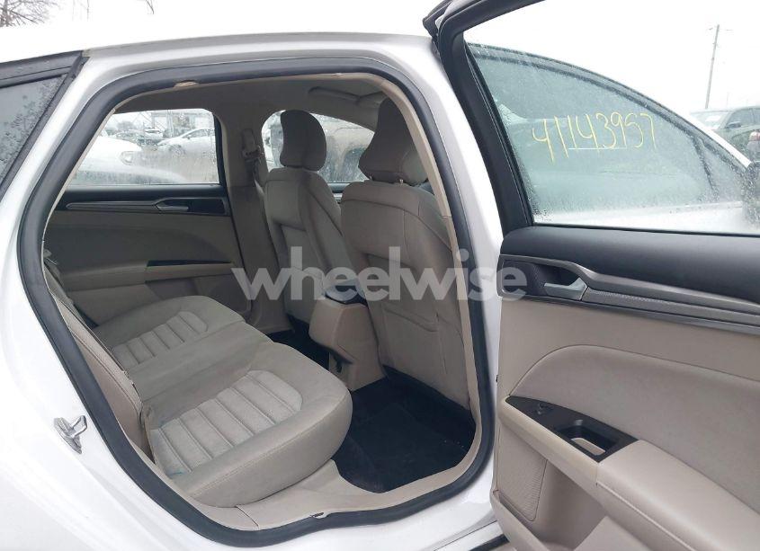 Photo 8 of 2017 Ford Fusion SE (VIN 3FA6P0H72HR287298)