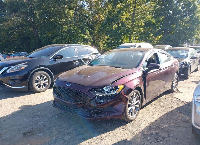 Photo 2 of 2017 Ford Fusion SE (VIN 3FA6P0H72HR414924)