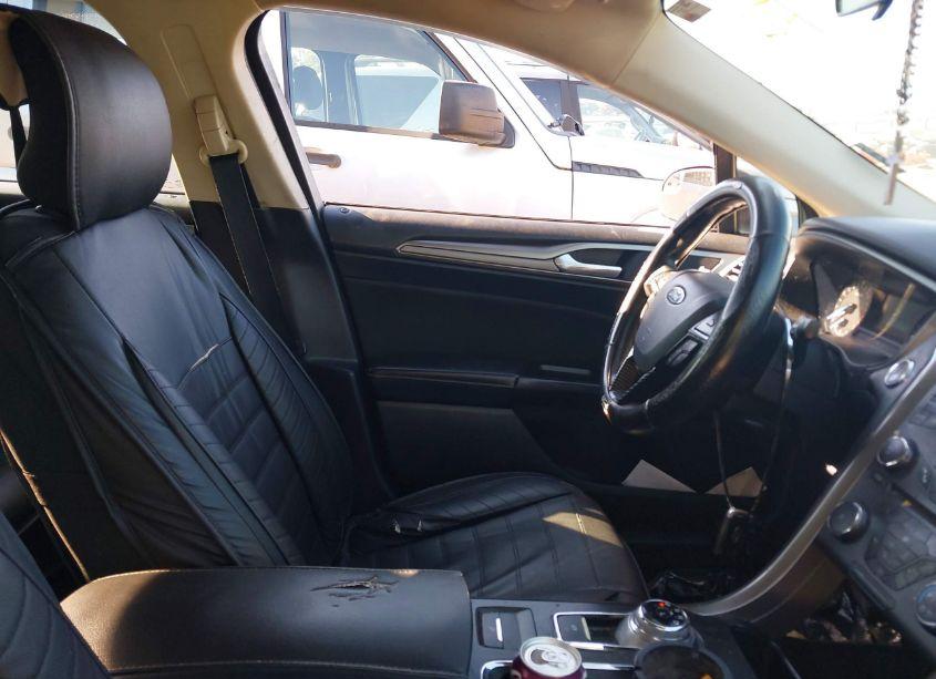 Photo 5 of 2017 Ford Fusion SE (VIN 3FA6P0H72HR414924)