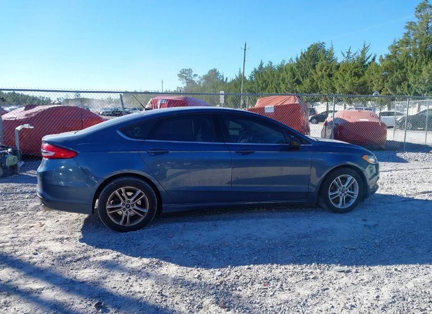 Photo 13 of 2018 Ford Fusion SE (VIN 3FA6P0H72JR104276)