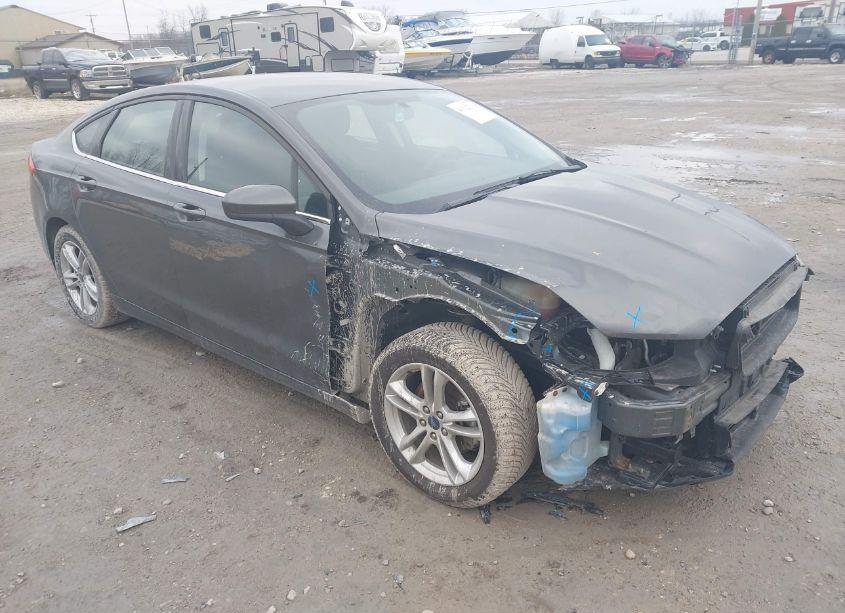 2018 Ford Fusion SE (VIN 3FA6P0H72JR152053) main photo