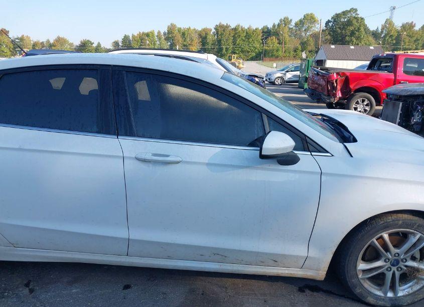 Photo 13 of 2018 Ford Fusion SE (VIN 3FA6P0H72JR206094)