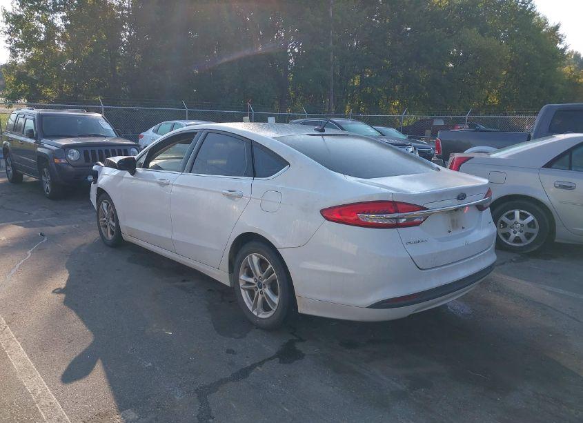 Photo 3 of 2018 Ford Fusion SE (VIN 3FA6P0H72JR206094)