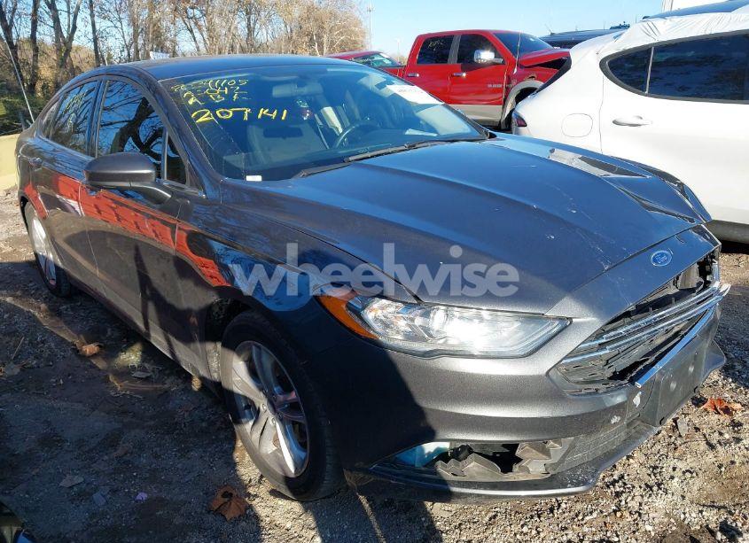 2018 Ford Fusion SE (VIN 3FA6P0H72JR207441) main photo