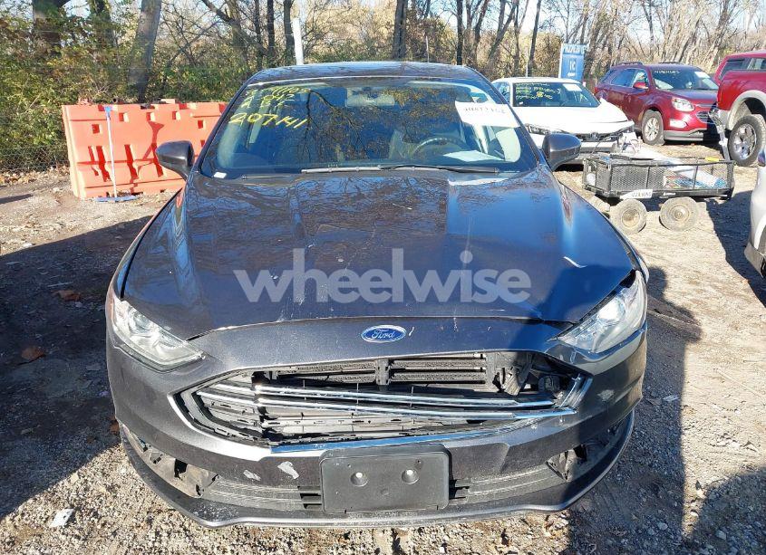 Photo 12 of 2018 Ford Fusion SE (VIN 3FA6P0H72JR207441)