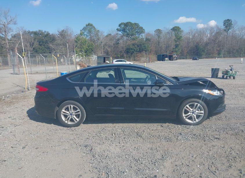 Photo 13 of 2018 Ford Fusion SE (VIN 3FA6P0H72JR278333)