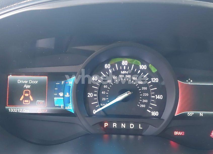 Photo 7 of 2018 Ford Fusion SE (VIN 3FA6P0H72JR285847)