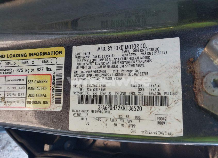 Photo 9 of 2019 Ford Fusion SE (VIN 3FA6P0H72KR136520)