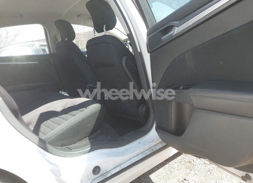 Photo 8 of 2013 Ford Fusion SE (VIN 3FA6P0H73DR132558)