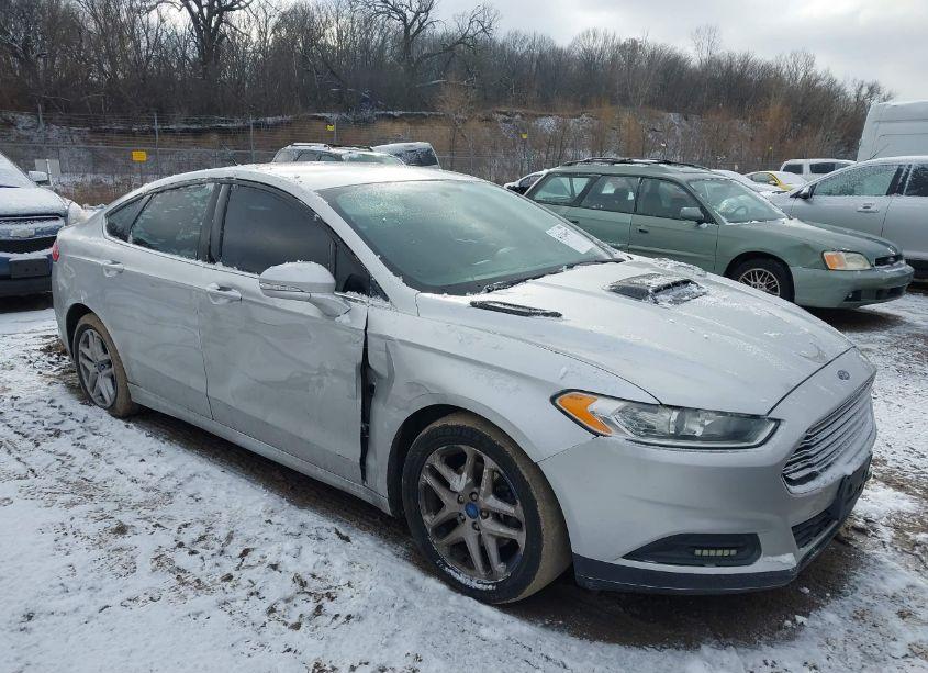 2013 Ford Fusion SE (VIN 3FA6P0H73DR135363) main photo