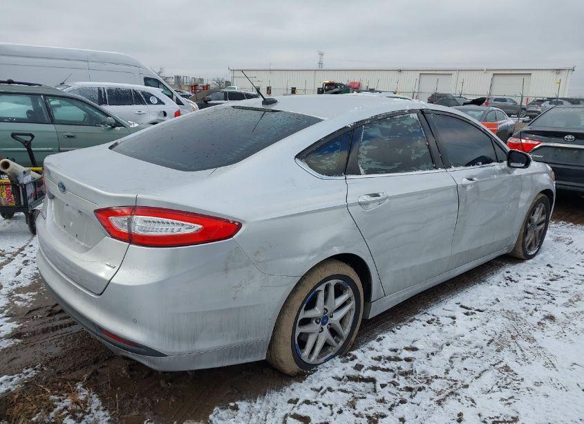 Photo 4 of 2013 Ford Fusion SE (VIN 3FA6P0H73DR135363)