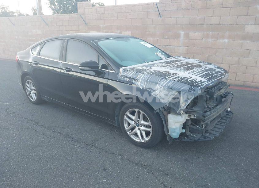 2013 Ford Fusion SE (VIN 3FA6P0H73DR141521) main photo