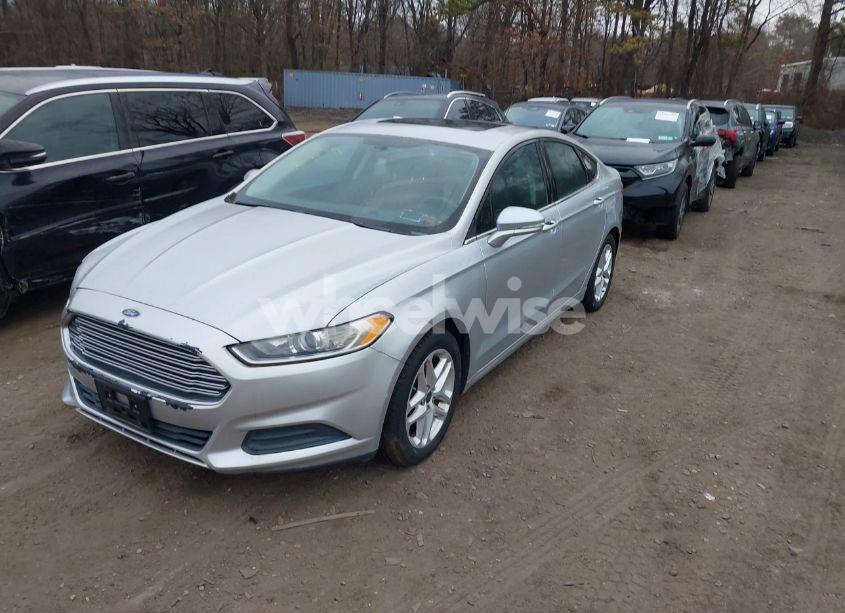 Photo 2 of 2013 Ford Fusion SE (VIN 3FA6P0H73DR197619)
