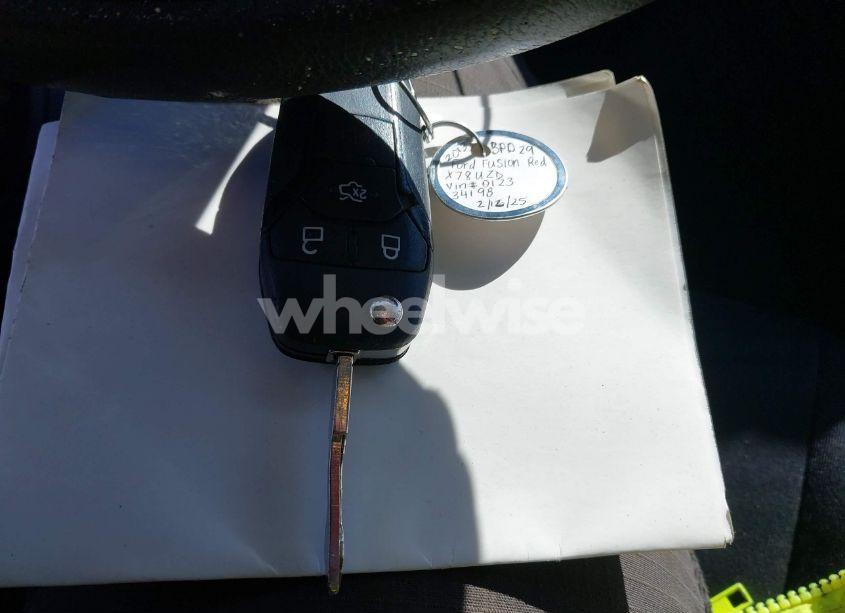 Photo 10 of 2013 Ford Fusion SE (VIN 3FA6P0H73DR220123)