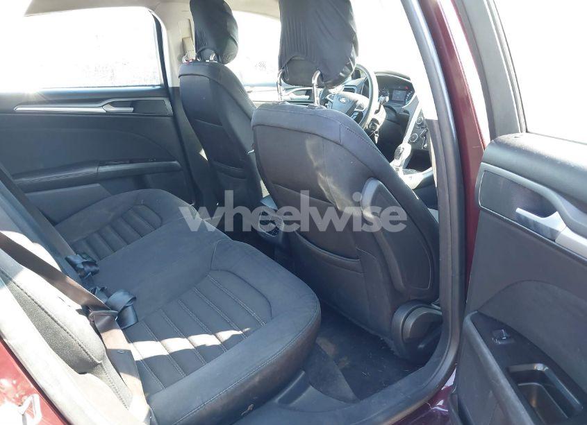 Photo 7 of 2013 Ford Fusion SE (VIN 3FA6P0H73DR220123)