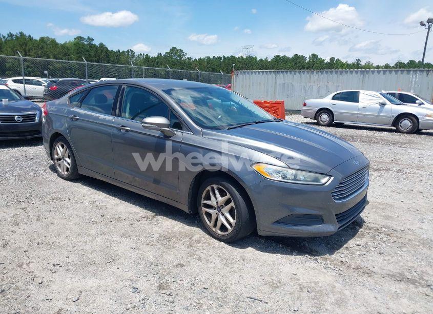 2013 Ford Fusion SE (VIN 3FA6P0H73DR299082) main photo