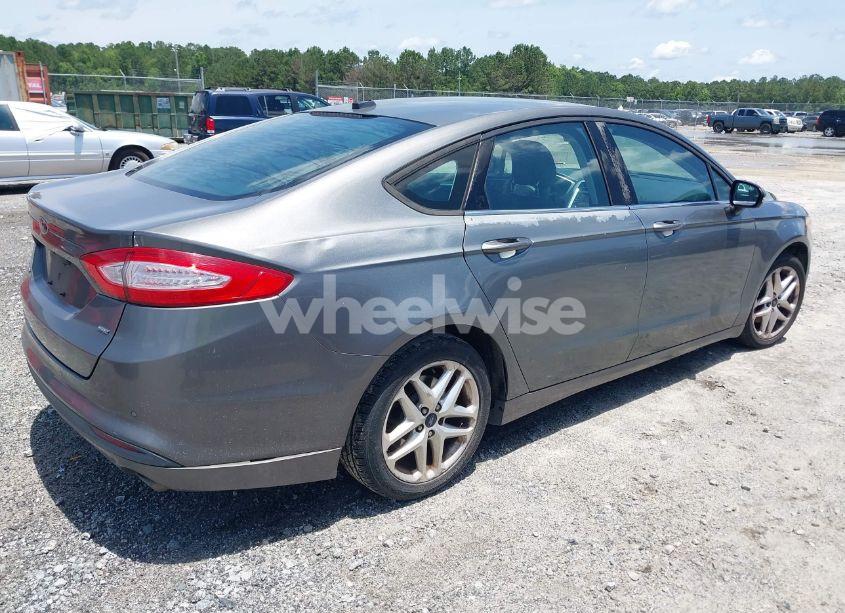 Photo 4 of 2013 Ford Fusion SE (VIN 3FA6P0H73DR299082)