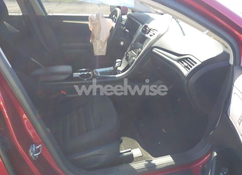 Photo 5 of 2013 Ford Fusion SE (VIN 3FA6P0H73DR301641)