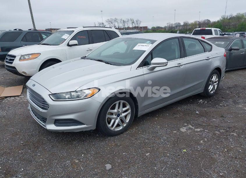 Photo 2 of 2013 Ford Fusion SE (VIN 3FA6P0H73DR305284)